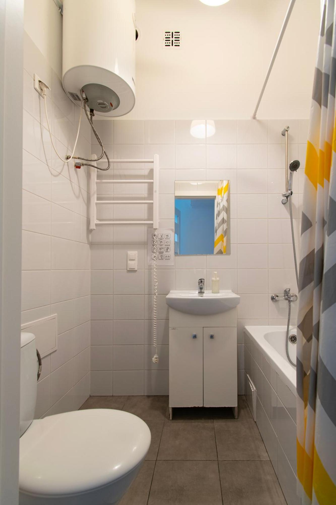 Light Apartment Zyblikiewicza Street Krakow Exterior photo